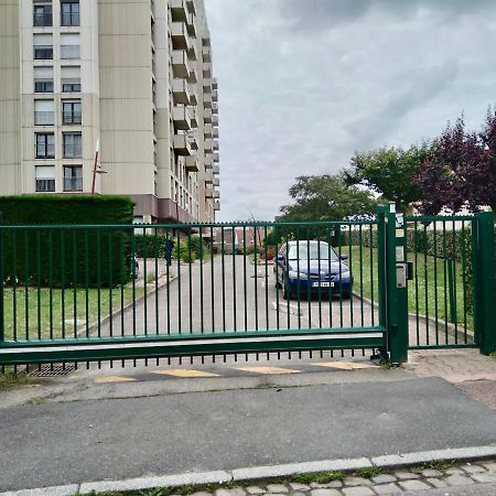 Grand F2 De 47M2 Au 15Eme Etage Dans Une Residence Tres Calme - 017 Rouen Exteriér fotografie